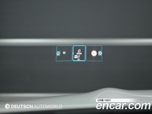 Mercedes-Benz E-Class 2022 — photo 18