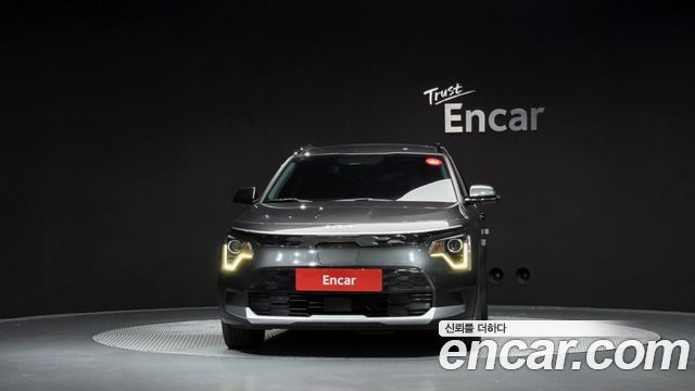 Kia Niro 2023 — photo 3