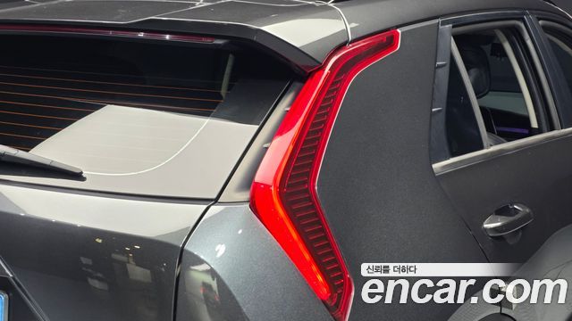 Kia Niro 2023 — photo 9