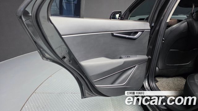 Kia Niro 2023 — photo 15