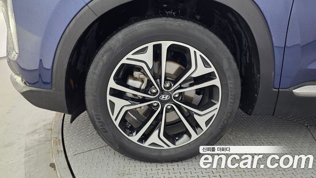 Hyundai Santafe 2019 — photo 5