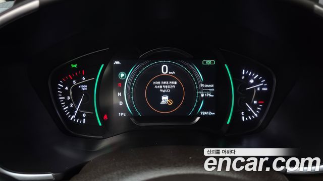 Hyundai Santafe 2019 — photo 11