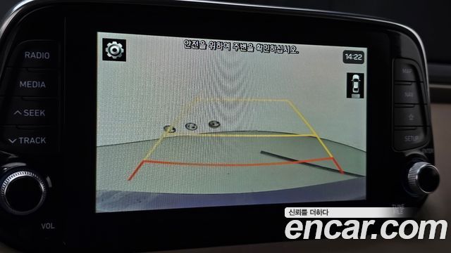 Hyundai Santafe 2019 — photo 21