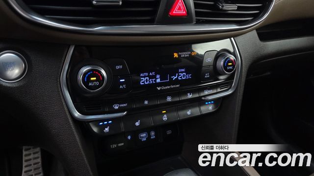 Hyundai Santafe 2019 — photo 23
