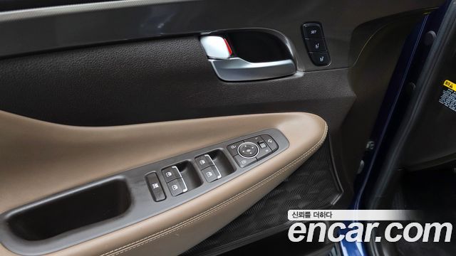 Hyundai Santafe 2019 — photo 30