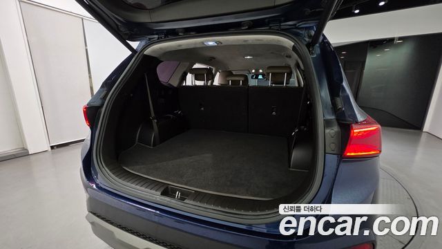 Hyundai Santafe 2019 — photo 33