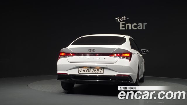 Hyundai AVANTE 2023 — photo 4