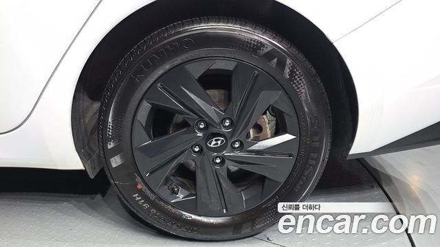 Hyundai AVANTE 2023 — photo 7