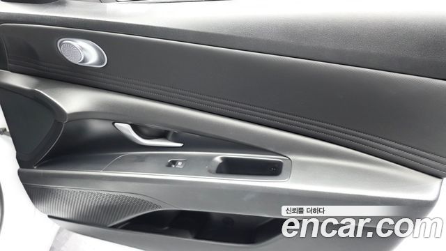 Hyundai AVANTE 2023 — photo 14