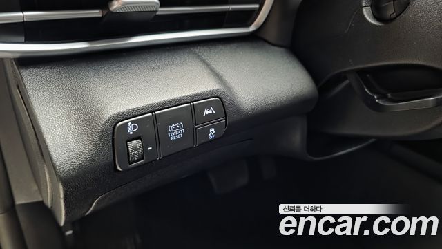 Hyundai AVANTE 2023 — photo 29