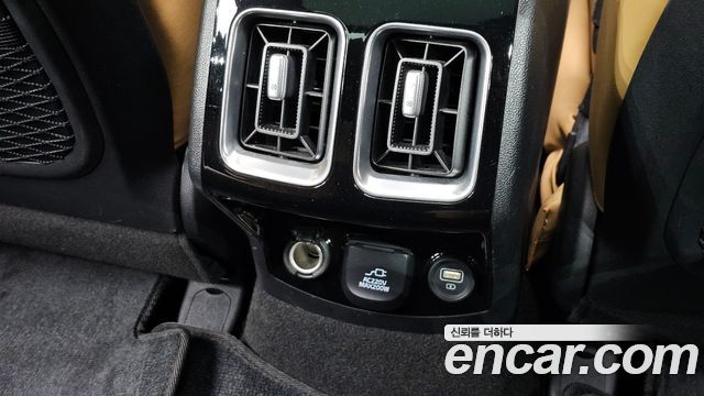 Kia Sorento 2021 — photo 28