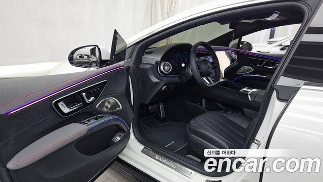 Mercedes-Benz EQS 2022 — photo 13