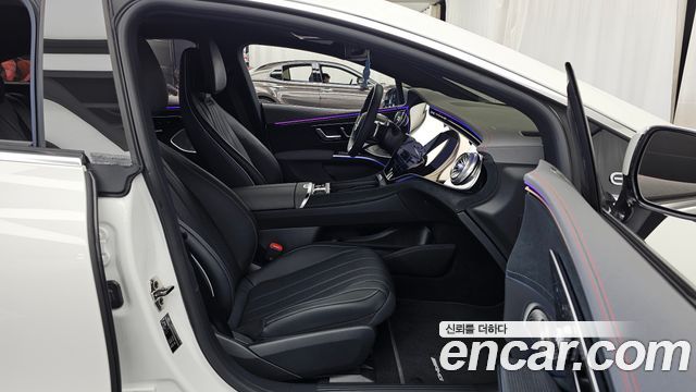 Mercedes-Benz EQS 2022 — photo 17