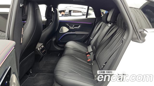 Mercedes-Benz EQS 2022 — photo 16