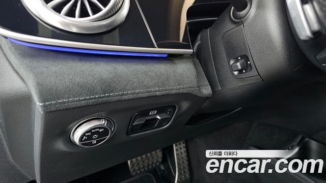 Mercedes-Benz EQS 2022 — photo 36