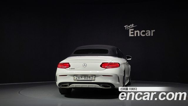 Mercedes-Benz C-Class 2017 — photo 4