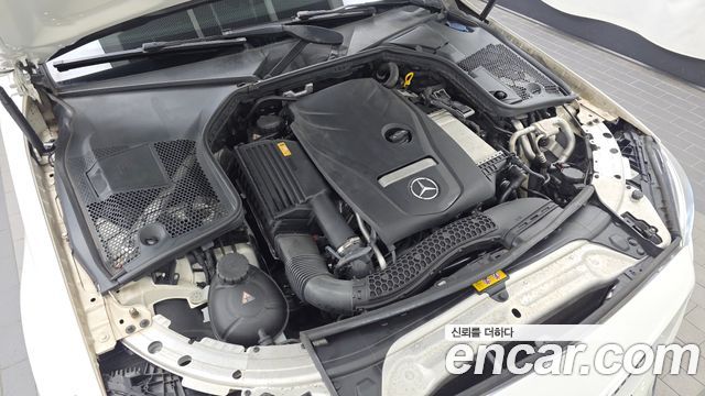 Mercedes-Benz C-Class 2017 — photo 6