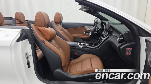 Mercedes-Benz C-Class 2017 — photo 11