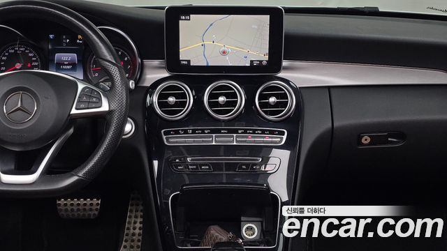 Mercedes-Benz C-Class 2017 — photo 14