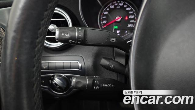 Mercedes-Benz C-Class 2017 — photo 18