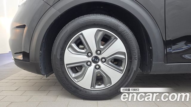 Kia Niro 2018 — photo 5