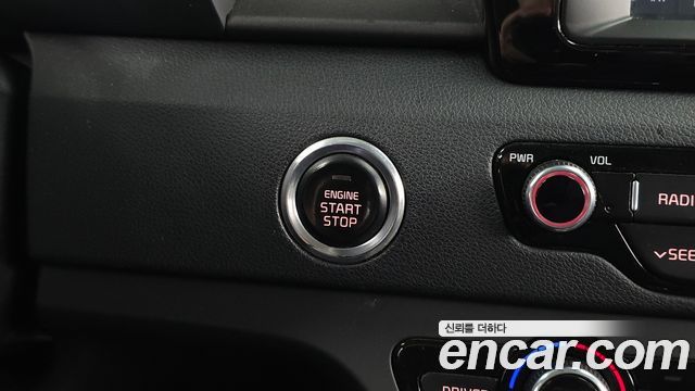 Kia Niro 2018 — photo 18