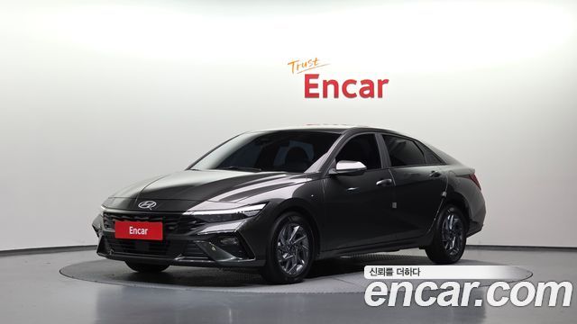 Hyundai AVANTE 2024 — photo 1