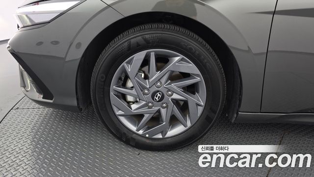 Hyundai AVANTE 2024 — photo 5