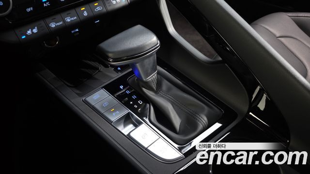 Hyundai AVANTE 2024 — photo 12