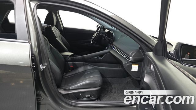 Hyundai AVANTE 2024 — photo 17