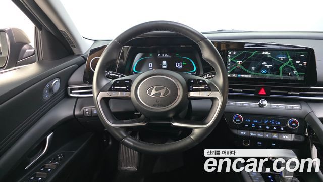 Hyundai AVANTE 2024 — photo 19