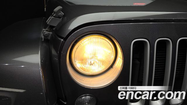 Jeep Wrangler 2017 — photo 8
