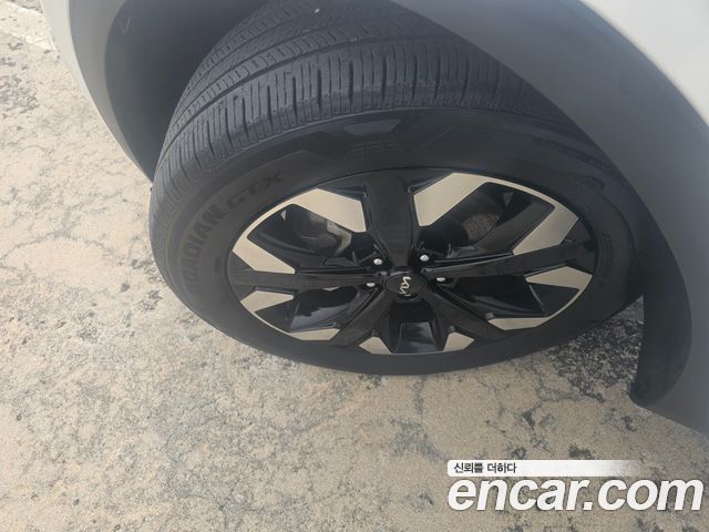 Kia Sportage 2023 — photo 5