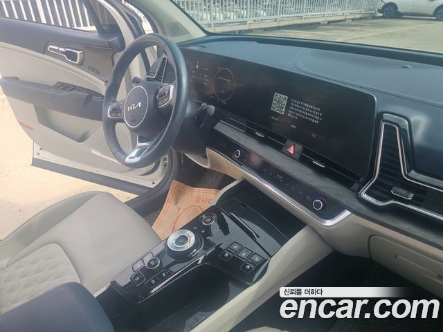 Kia Sportage 2023 — photo 12