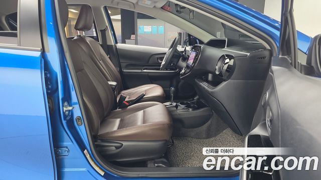 Toyota Prius 2019 — photo 17