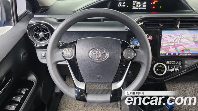 Toyota Prius 2019 — photo 19