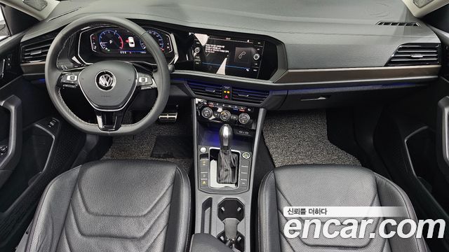 Volkswagen Jetta 2021 — photo 10