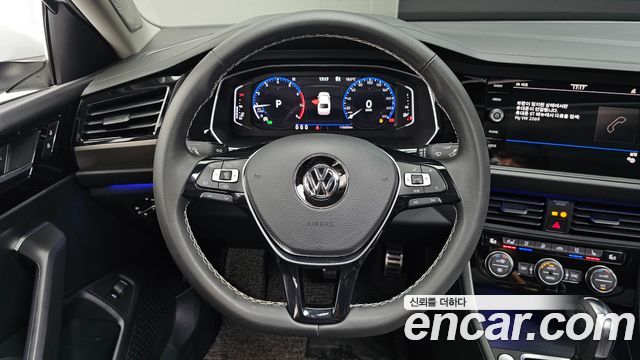 Volkswagen Jetta 2021 — photo 19