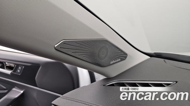 Volkswagen Jetta 2021 — photo 31