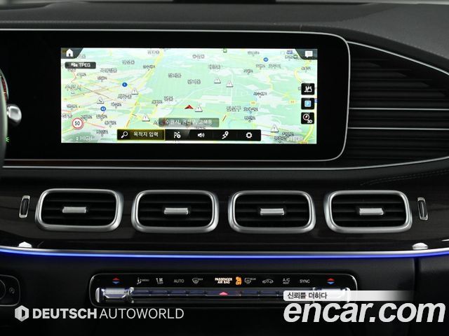 Mercedes-Benz GLE-Class 2021 — photo 14