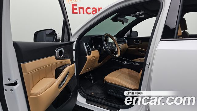 Kia Sorento 2023 — photo 13