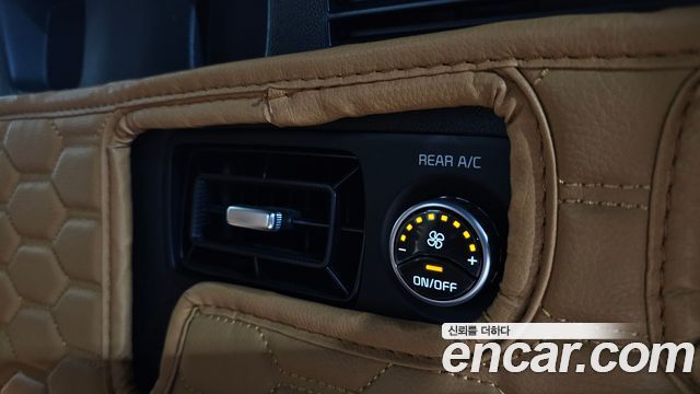 Kia Sorento 2023 — photo 37
