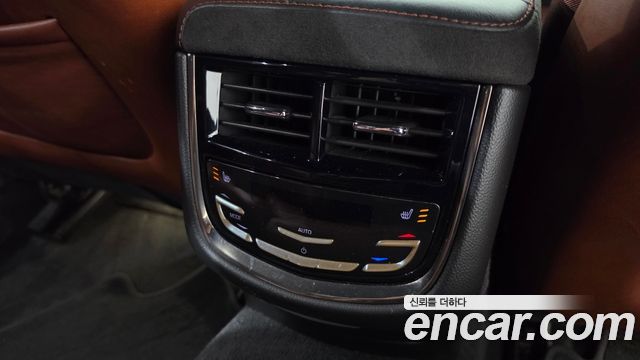 Cadillac CTS 2016 — photo 17