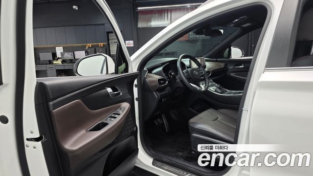 Hyundai Santafe 2023 — photo 10