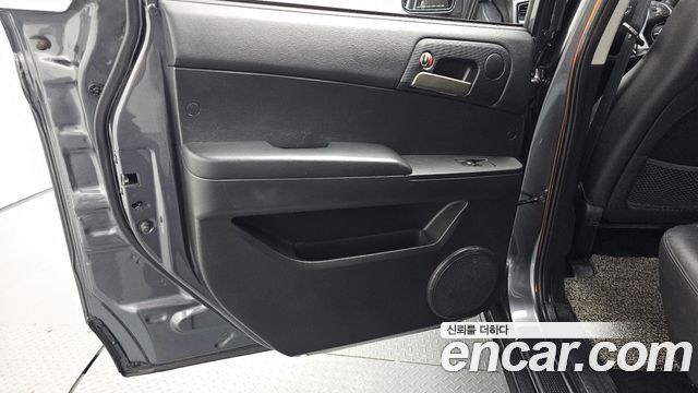 KG Mobility KORANDO 2018 — photo 15