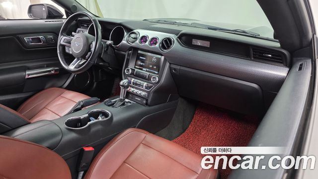 Ford Mustang 2016 — photo 7