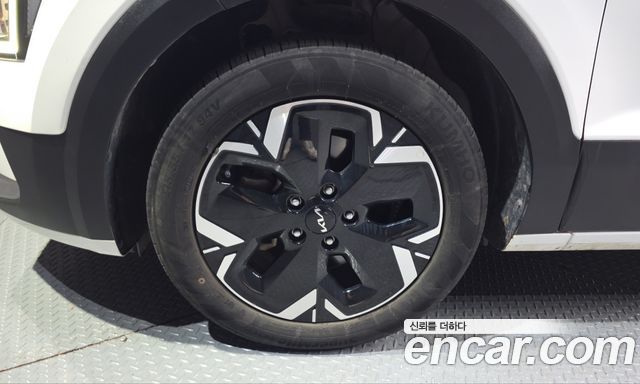 Kia Niro 2023 — photo 5