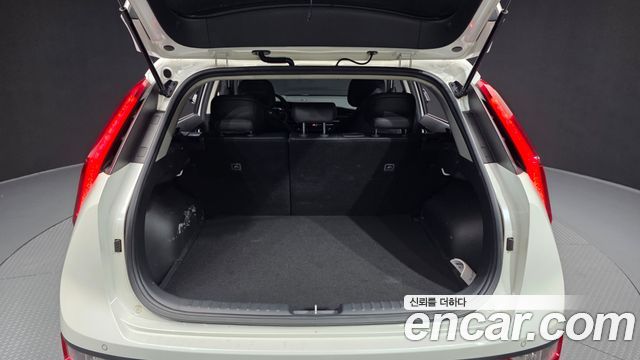 Kia Niro 2023 — photo 26