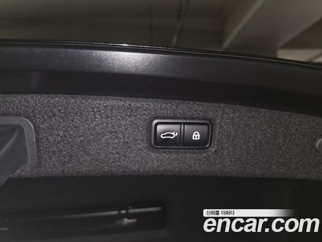 Genesis G90 2019 — photo 4