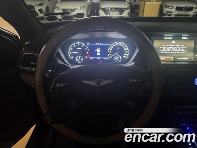 Genesis G90 2019 — photo 8